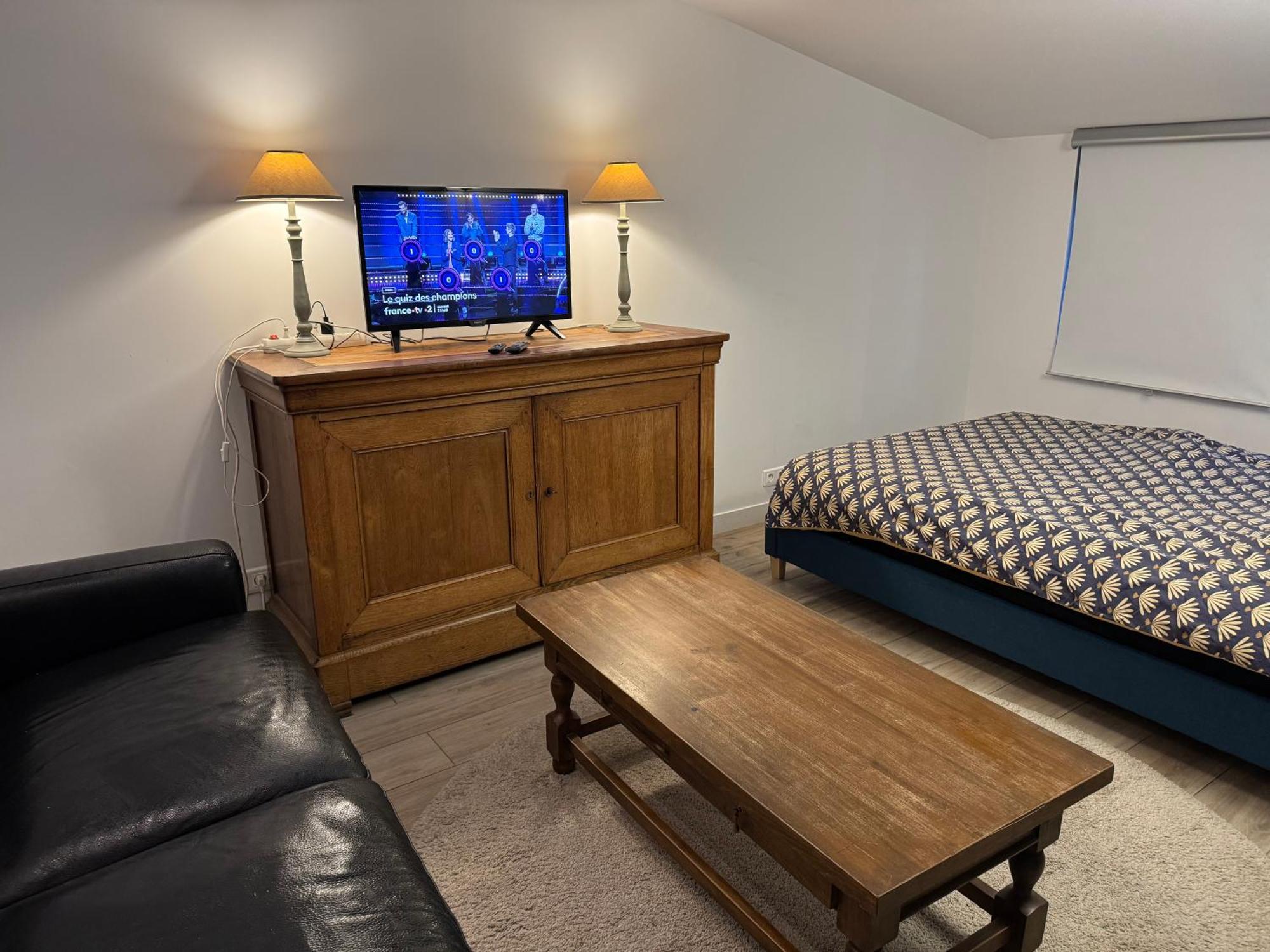 Petite Maison Independante Avec Parking Vetheuil Экстерьер фото